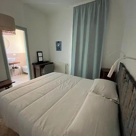 La Casa Nell'orto 3* Фермо